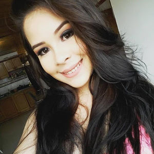 Meet your Posher, Isabel cristina